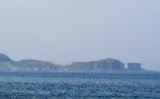 高島岬とトド岩2